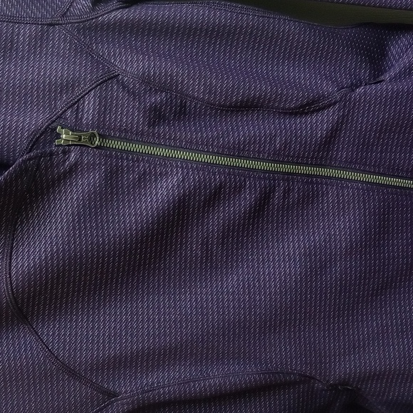 🆕LULULEMON PRECISION PURPLE LILAC CHAIN LINK DEEP ZINFANDEL ASYMMETRICAL JACKET - Picture 4 of 14